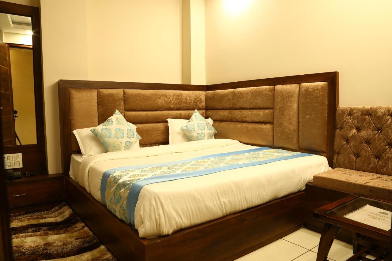 Hotel Kush Ganga - 50 Meter From Har Ki Pauri, Haridwār Exteriör bild